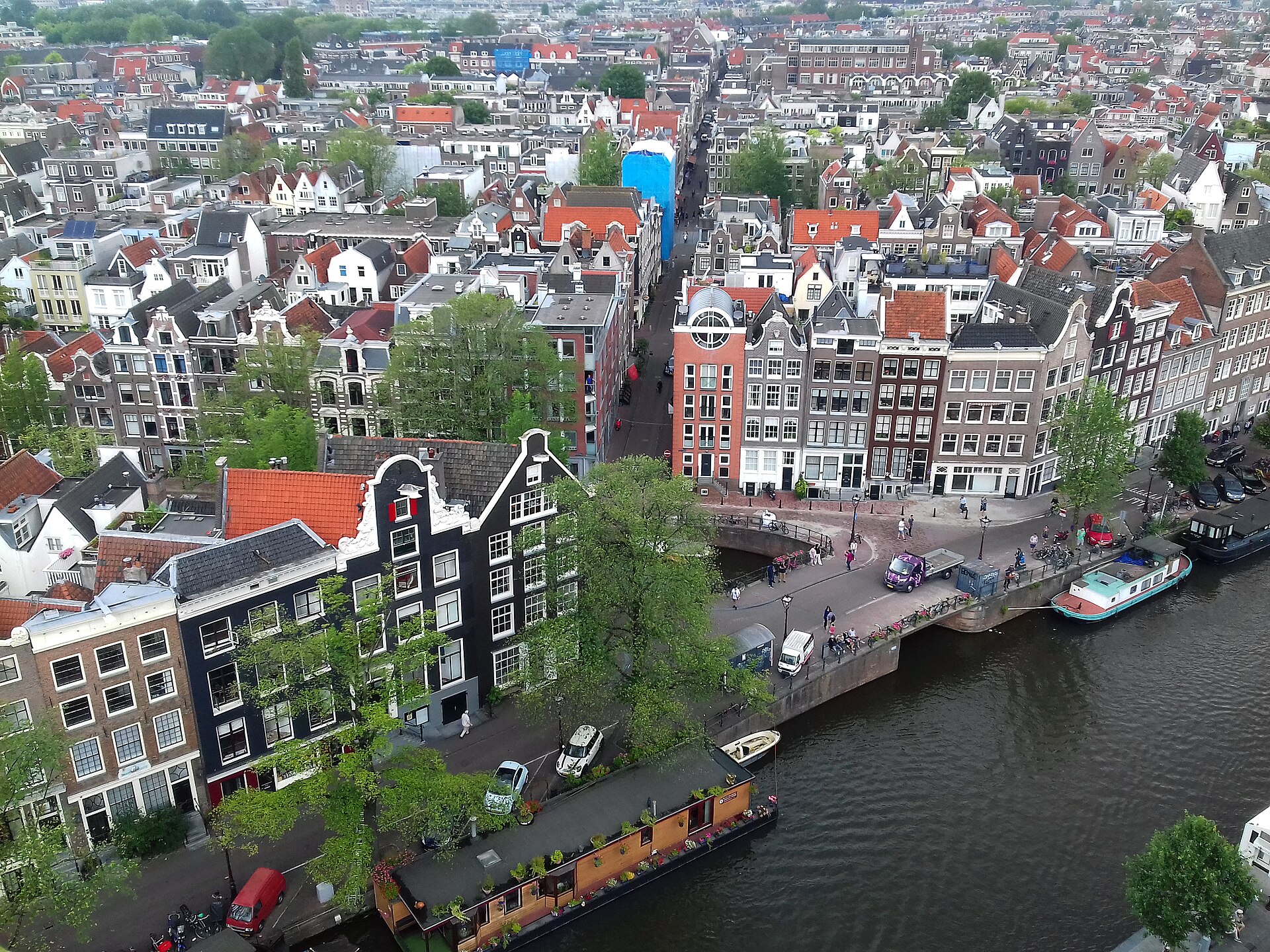 A walk through the Jordaan