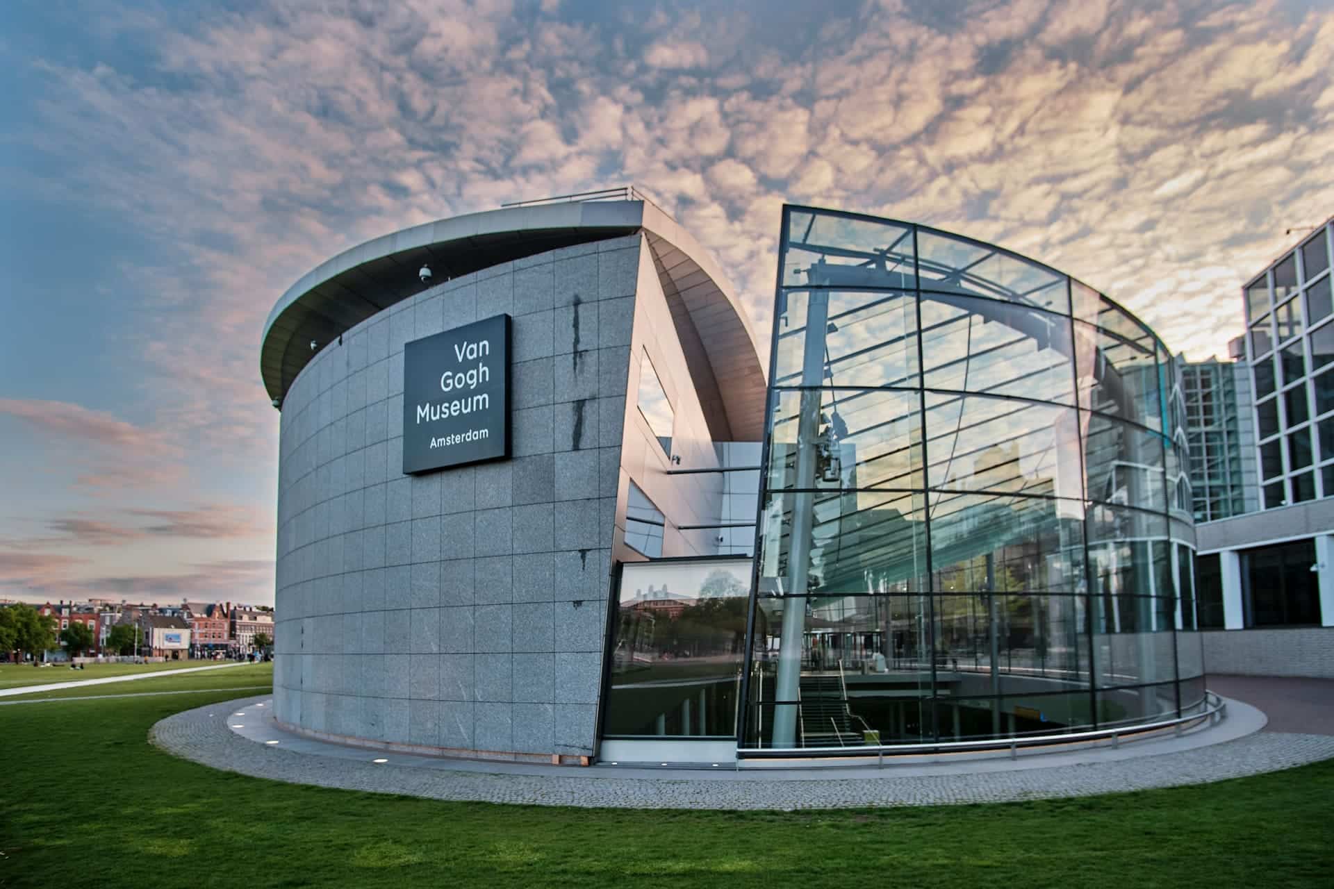 The Van Gogh Museum in one visit